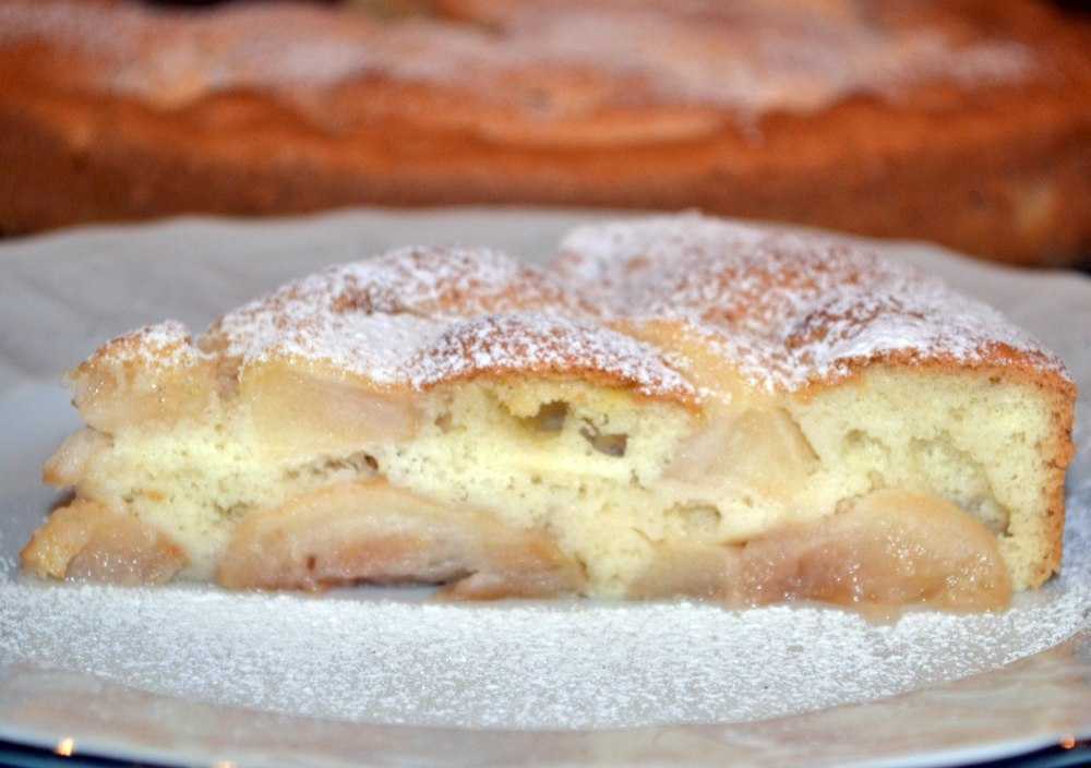 Пирог с яблоками из слоеного бездрожжевого теста - пошаговый рецепт