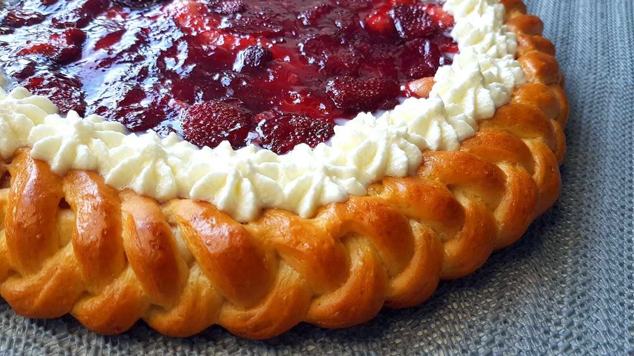 Пирог с клубникой - 12 рецептов вкусного летнего пирога