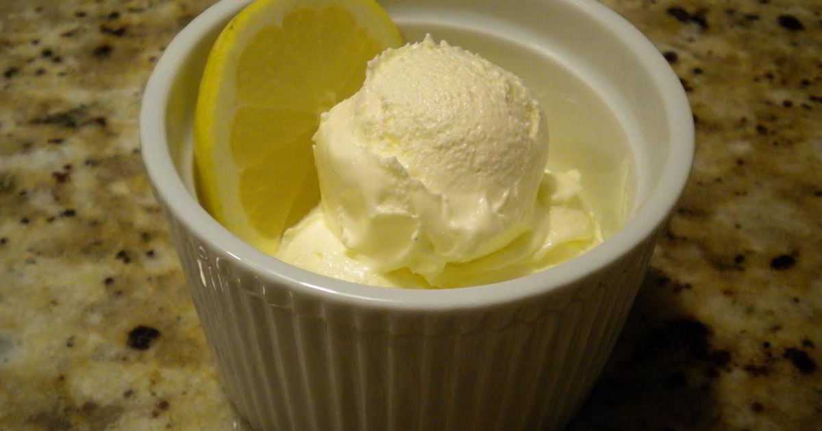 Один из самых вкусных вариантов домашнего мороженого: готовим лимонное Насыщенный и сбалансированный кисло-сладкий вкус, нежная и гладкая текстура, тонкий аромат - сказка, а не десерт