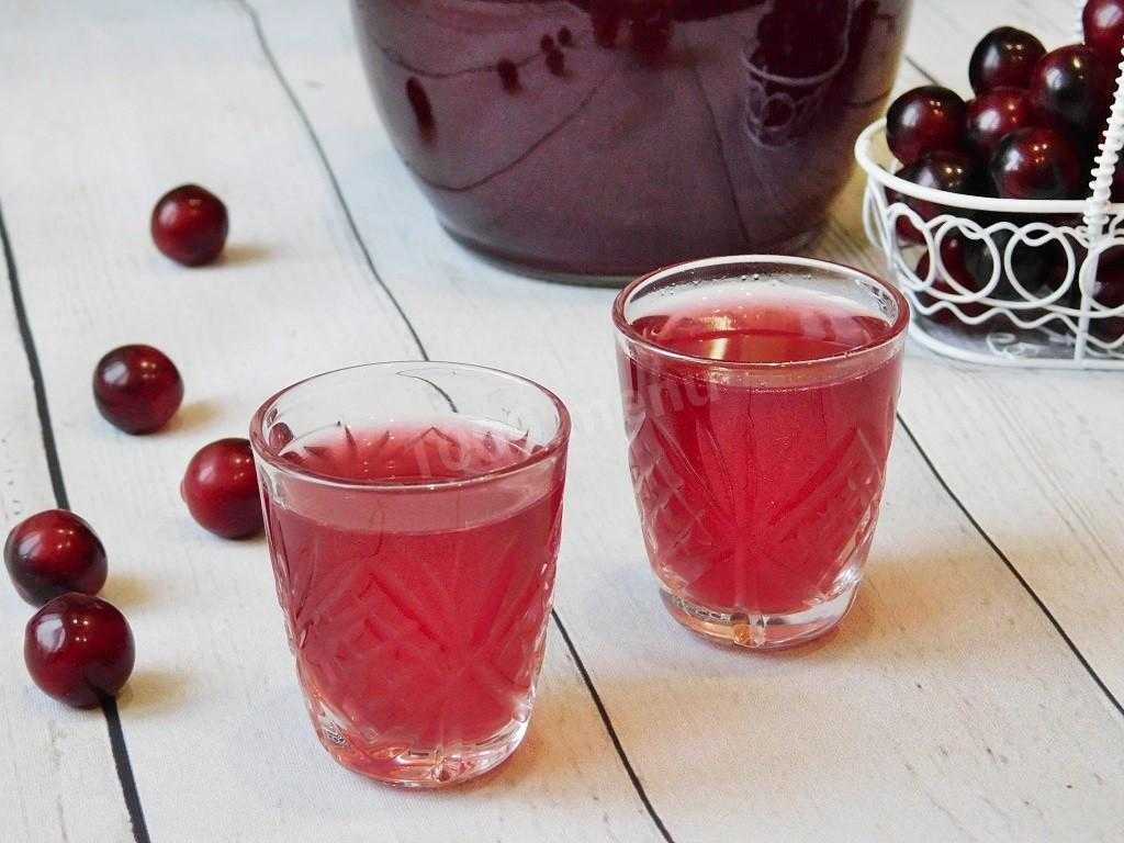 15 рецептов клюквы (настойки, водка, спирт, морс) +отзывы
