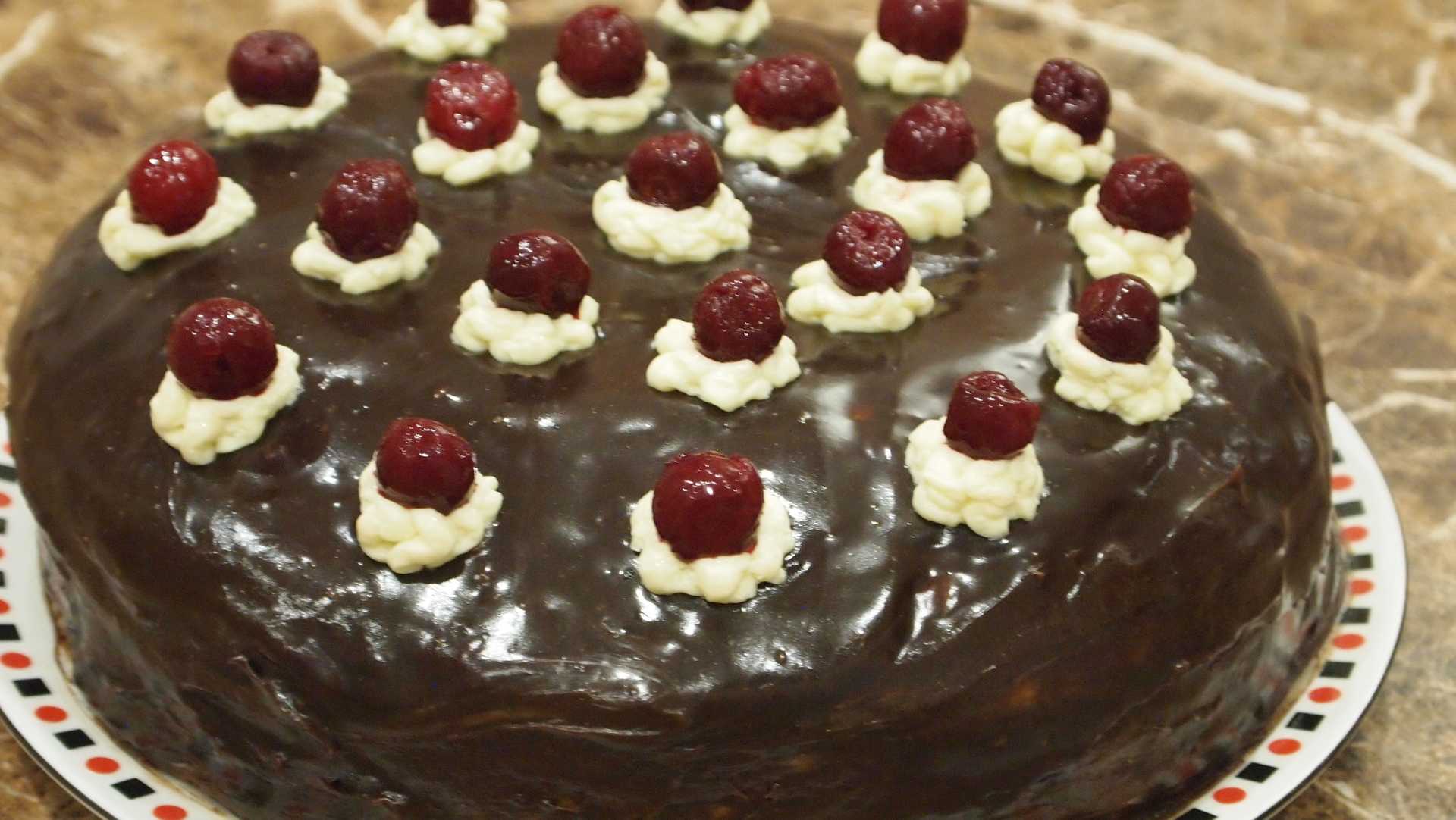 Торт с вишней – рецепты самых вкусных и оригинальных вишневых тортов
