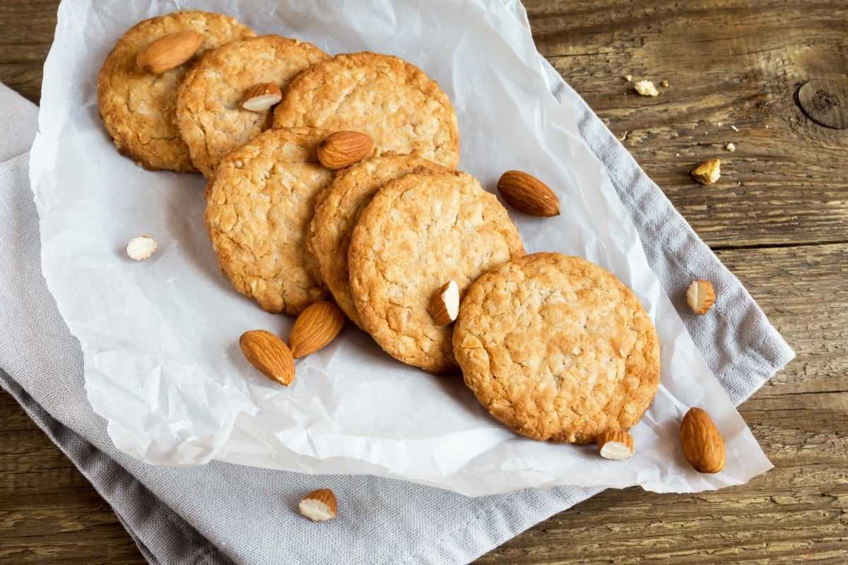 Миндальное печенье. 10 вкусных рецептов приготовления в домашних условиях