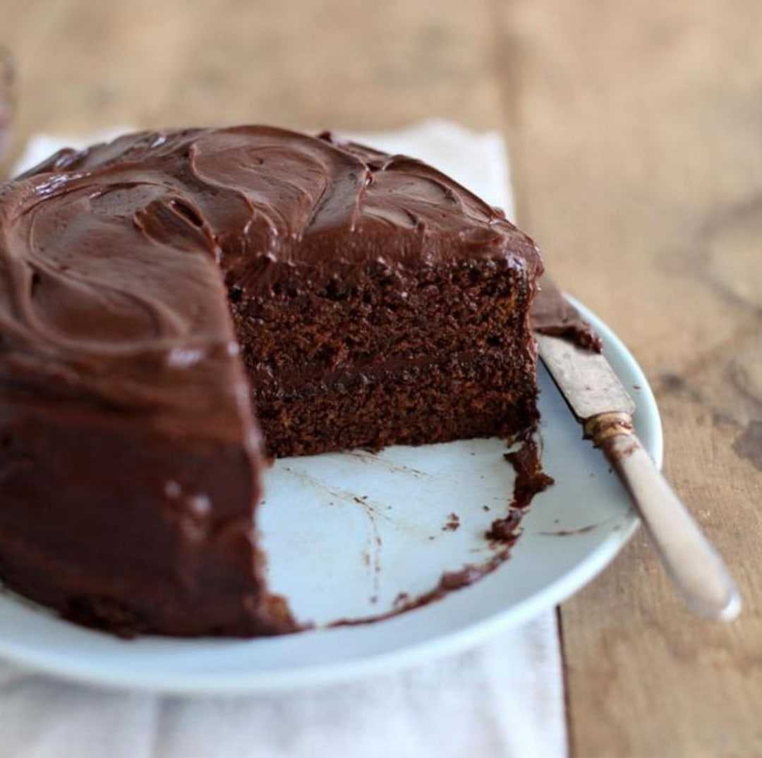 Шоколадный торт на кефире – яркий вкус! рецепты вкусных тортов на кефире со сливочным, заварным и масляным кремом