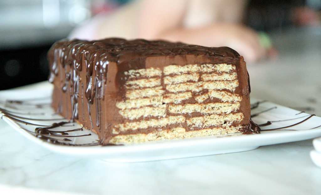 Торт из пряников без выпечки: 6 простых рецептов
