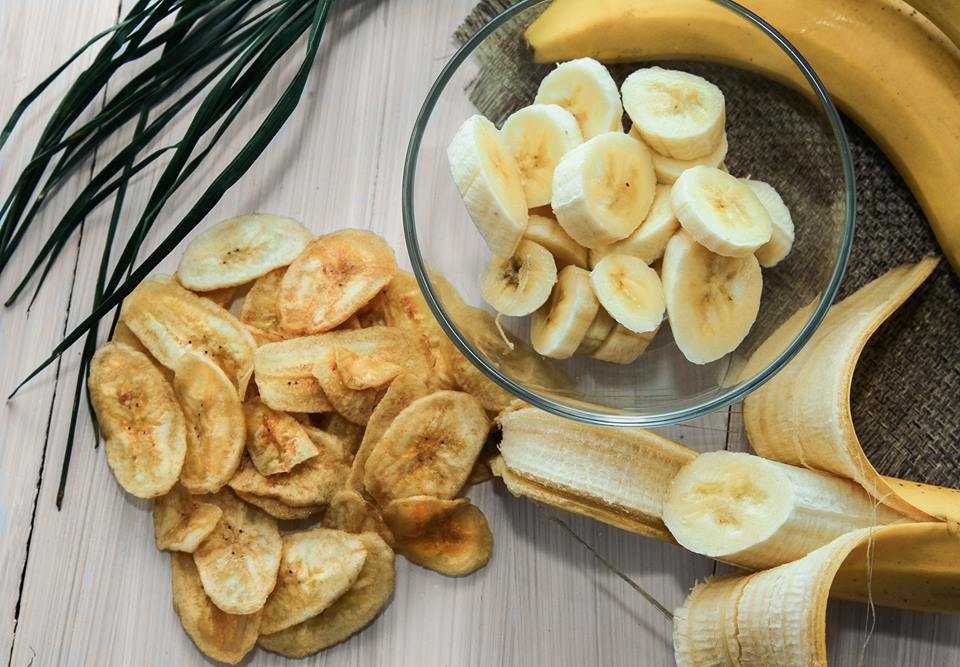 Банановые чипсы: рецепт приготовления в домашних условиях - делаем своими руками - засушим.ru
