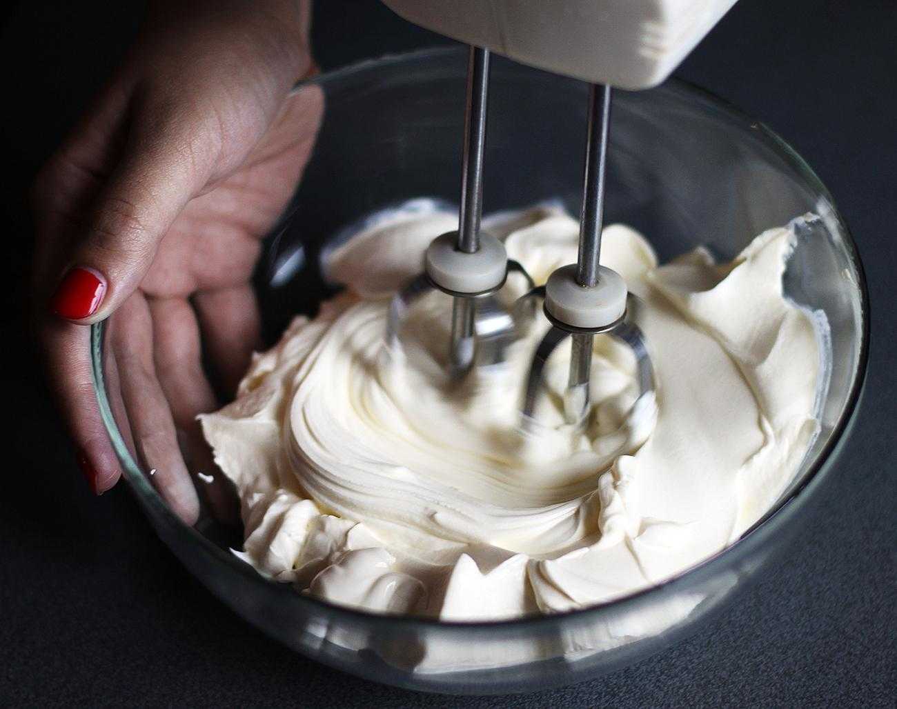 Классический крем пломбир для торта на сметане