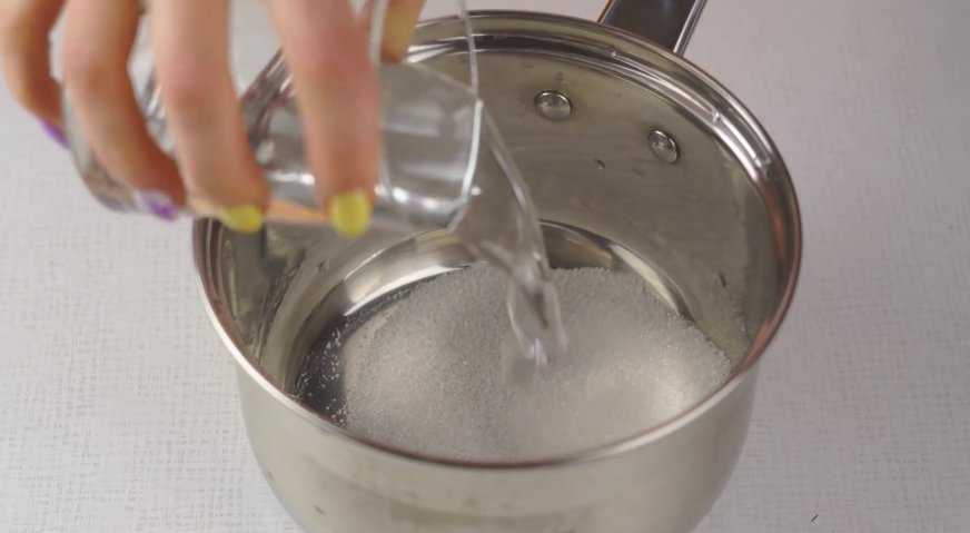 Секреты сочного десерта: топовые пропитки для бисквитных коржей