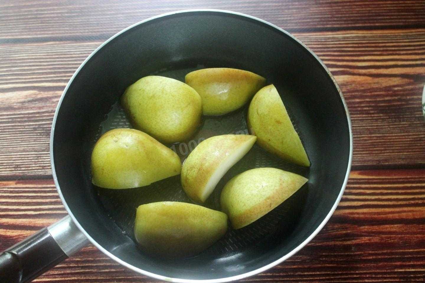 Как карамелизировать грушу на сковороде для салата
