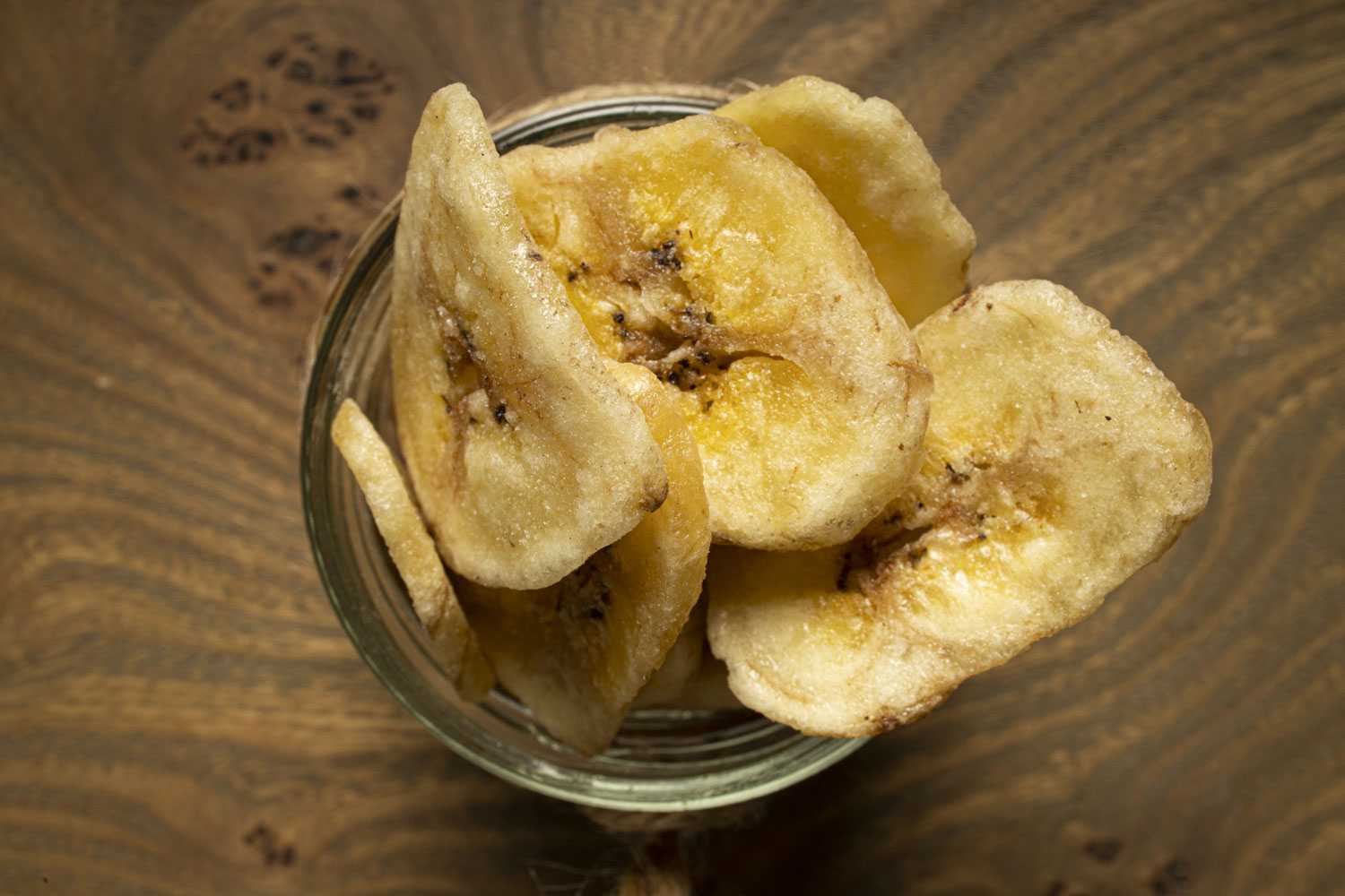 Банановые чипсы – как сделать в домашних условиях в духовке или микроволновке, польза и вред
