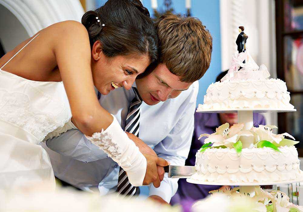 Как продать торт на свадьбе: лучшие иеди для аукциона на свадьбе