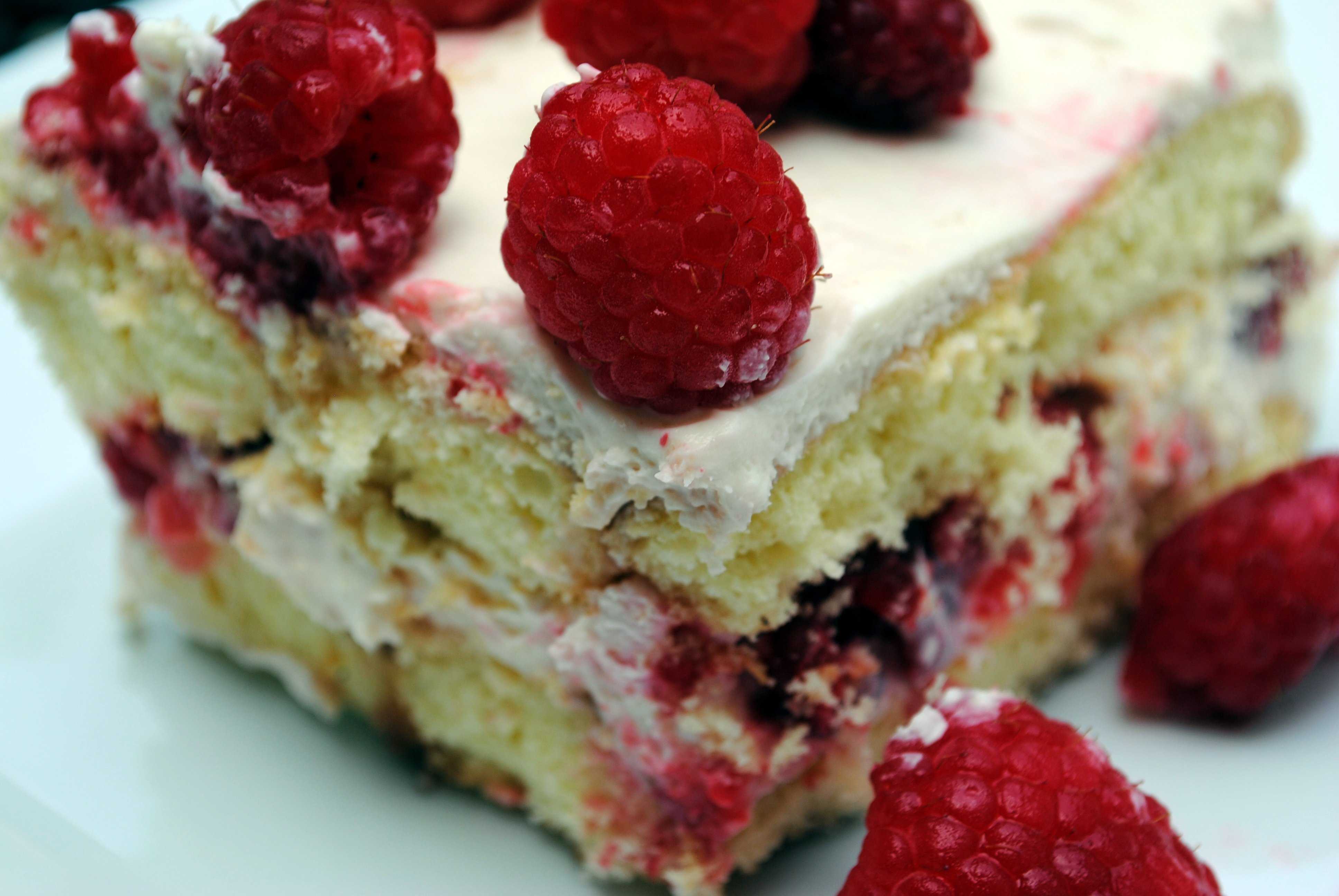 Пирог с замороженной малиной: рецепт с пошаговым фото
