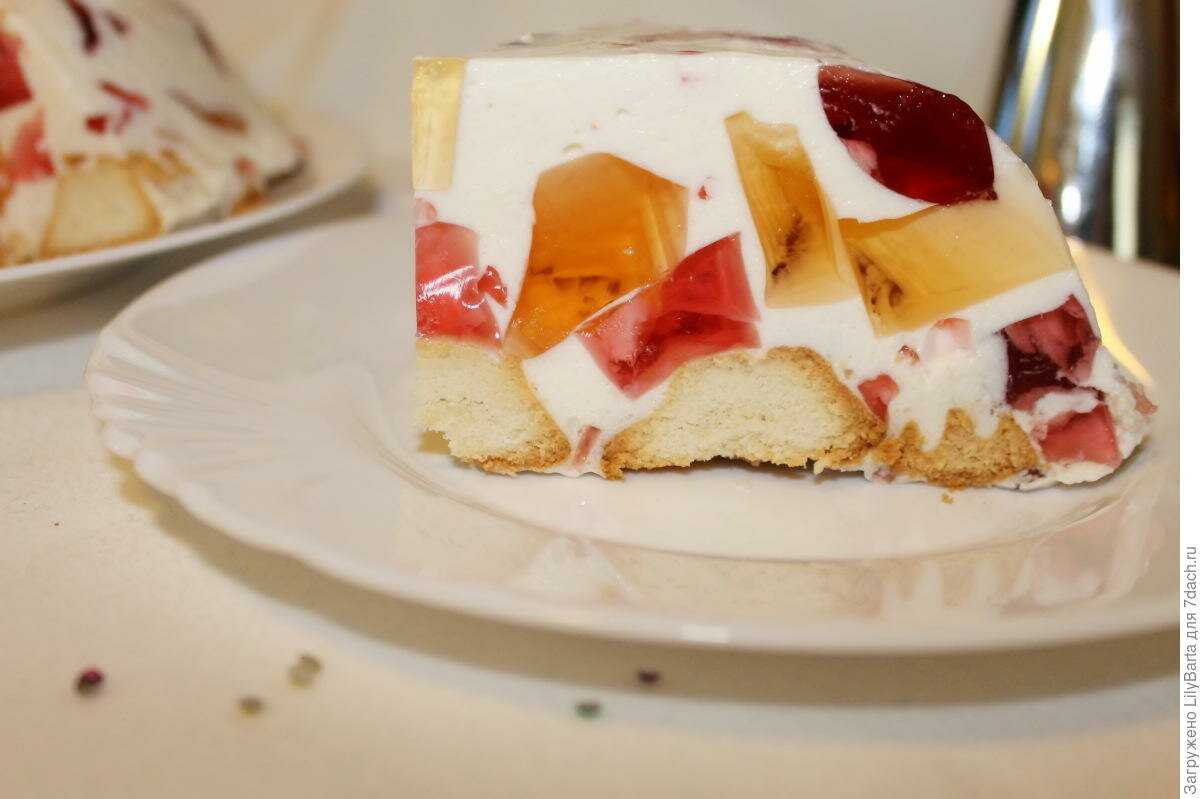 Желейный торт со сметаной и с фруктами без выпечки - 3 идеальных рецепта