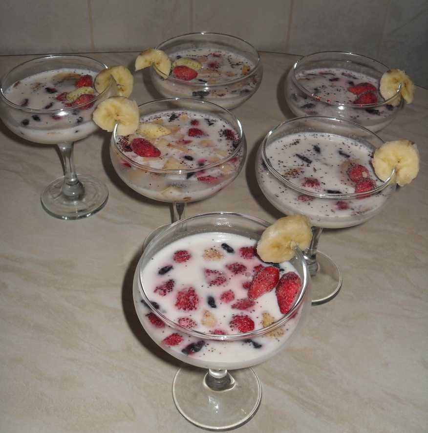 Десерт из сметаны и желатина с фруктами пошаговый рецепт с фото