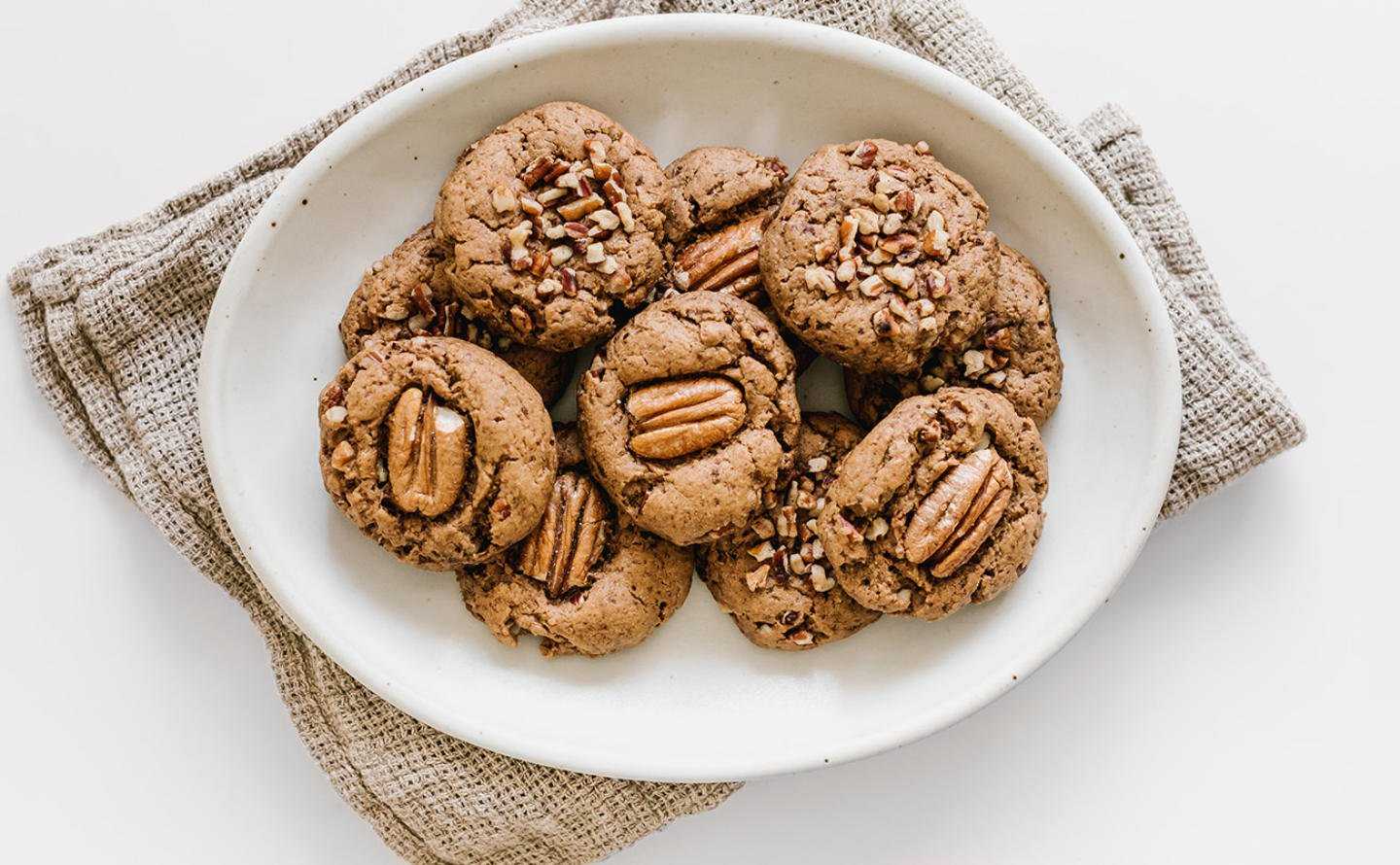 Как сделать хрустящее печенье с орехами и семечками рецепт в духовке
