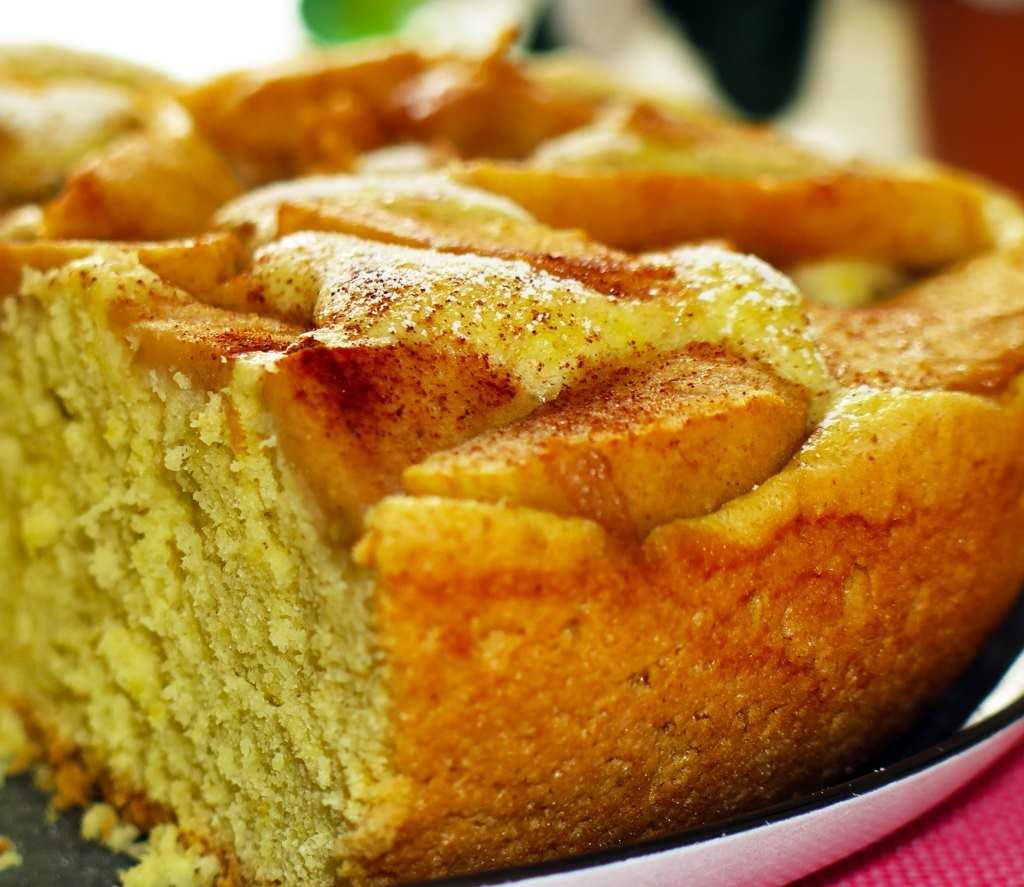 Насыпной яблочный пирог — 5 очень вкусных и простых рецептов