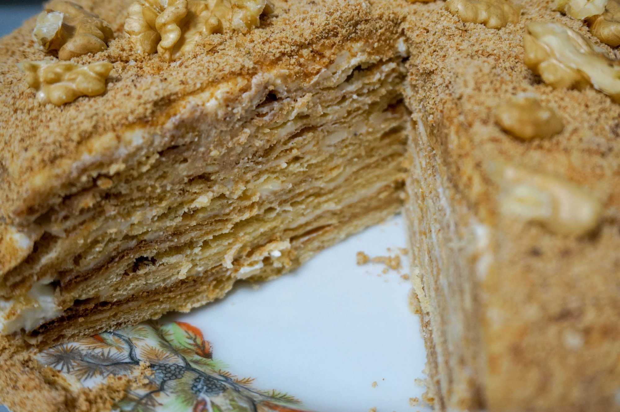 Торт медовик классический: простой и вкусный рецепт