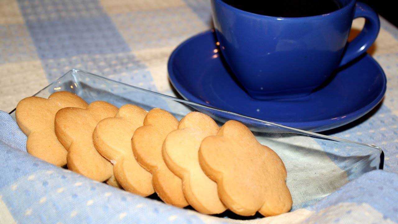 Печенье на кефире в духовке - от которого гостей не оттянуть
