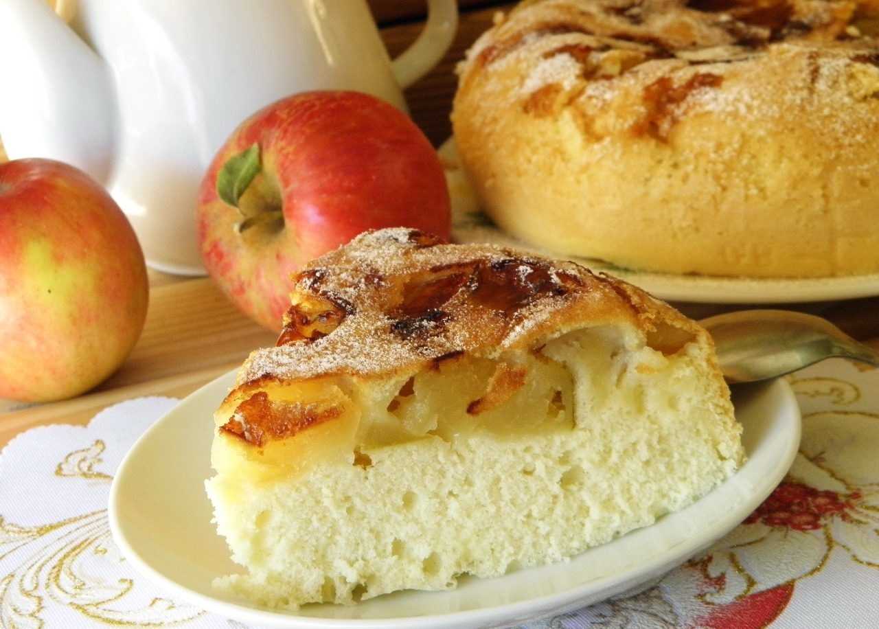 Готовим Яблочный пирог с заварным кремом рецепт вкуснее шарлотки Бесподобный вкусный яблочный пирог – торт с заварным кремом к чаю и на каждый день мы сегодня приготовили