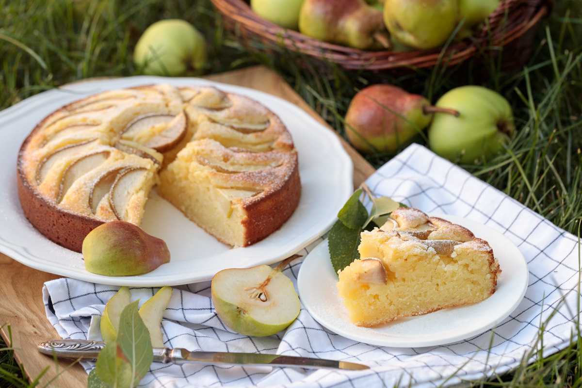 Пирог с рикоттой и яблоками – 7 рецептов нежной выпечки