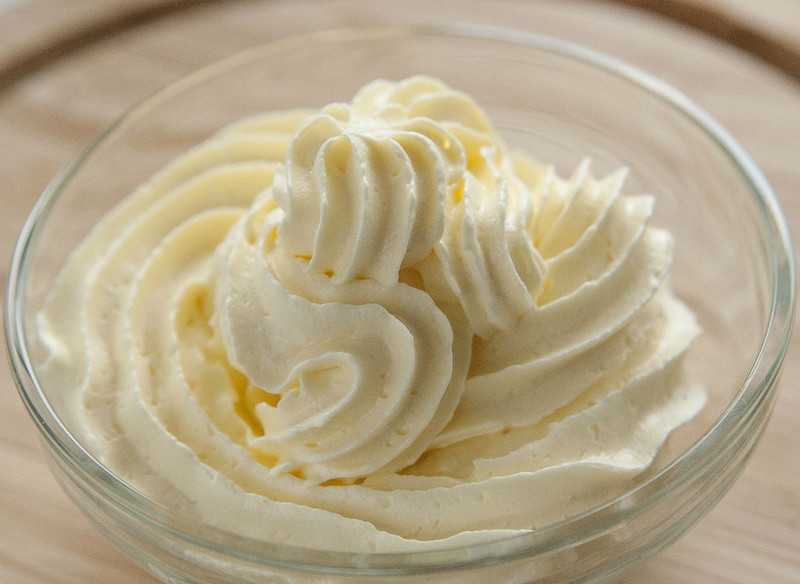 Приготовление крема Шарлотт в домашних условиях пошагово рецепт крема от Ирины Хлебниковой - нежный масляный крем на молоке с яйцами