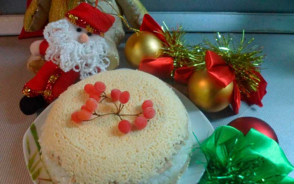 Торт на новый год 2022 своими руками в домашних условиях: рецепты с фото пошагово, просто и вкусно