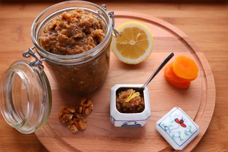Мед, лимон, орехи, курага: польза для организма + 10 рецептов