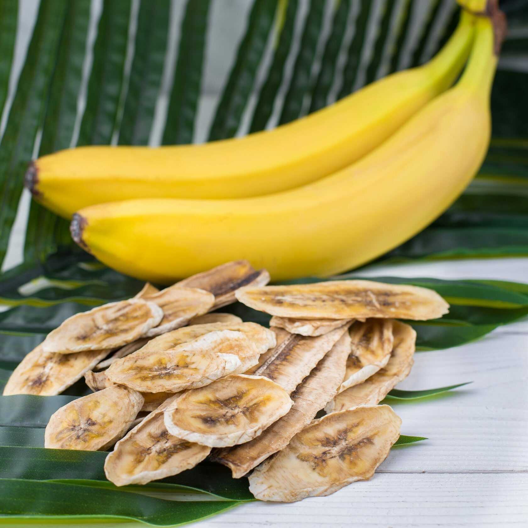 Как сделать банановые чипсы в домашних условиях: простой рецепт приготовления в духовке