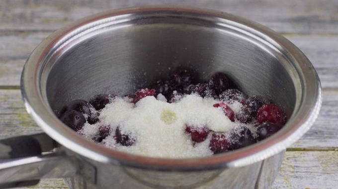 Желе из вишни - 8 пошаговых рецептов на зиму