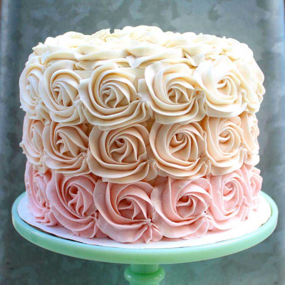 Как сделать простой Белково заварной крем для украшения торта, для цветов для прослойки в домашних условиях рецепт пошагово