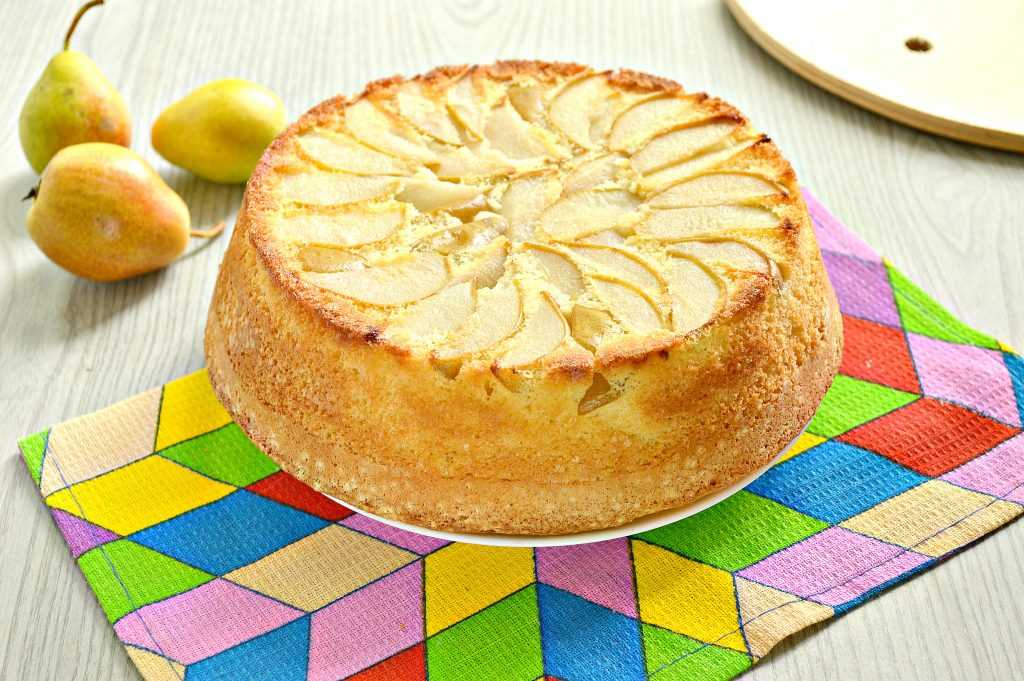 Насыпной яблочный пирог по-болгарски по простому пошаговому рецепту с фото