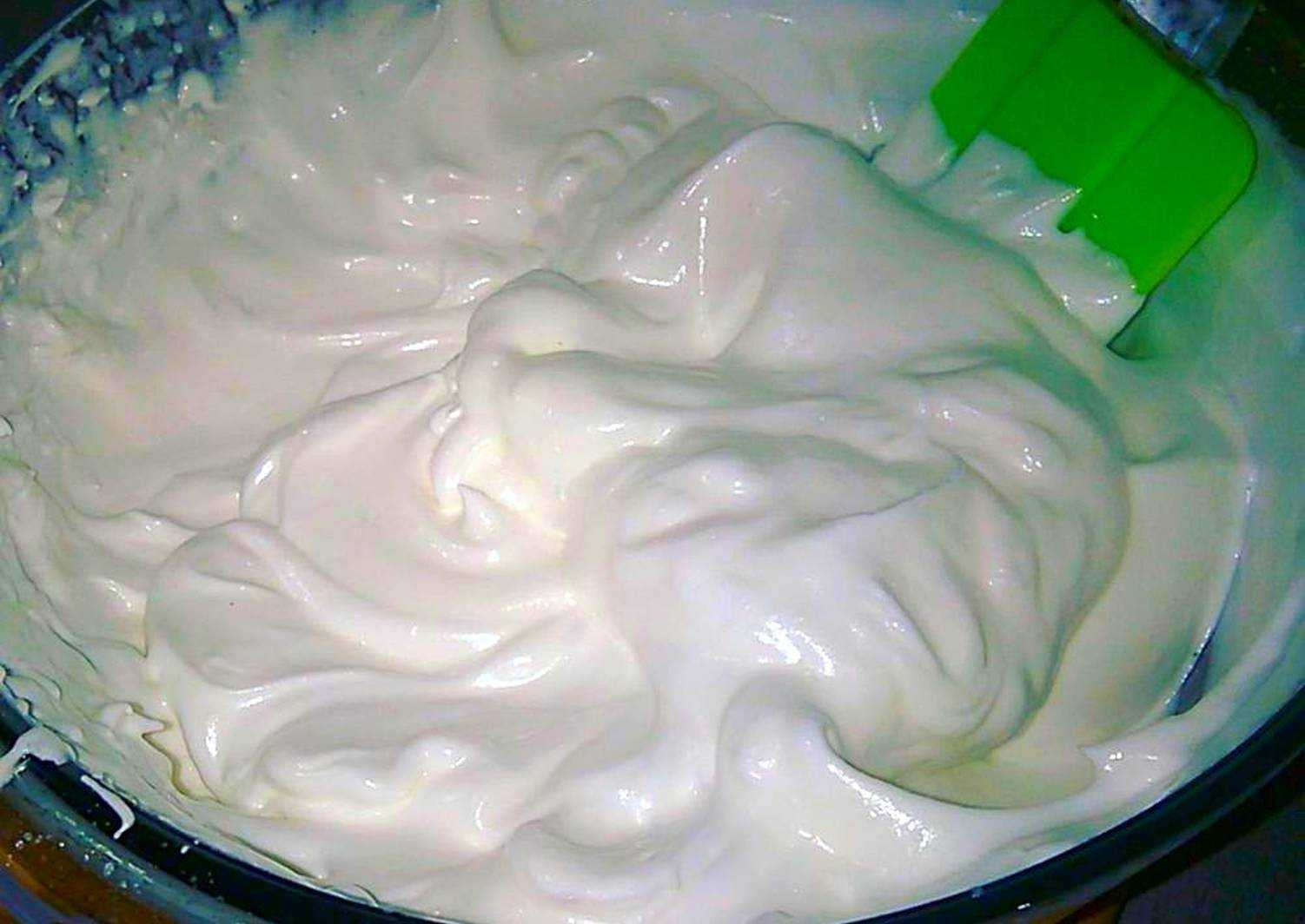 Как приготовить крем для украшения торта  9 простых проверенных рецептов крема для оформления торта с пошаговыми фото По этим рецептам вы легко сделаете крем в домашних условиях