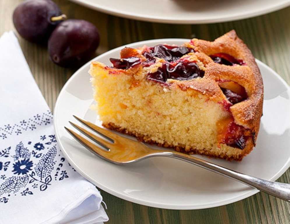 Пирог с карамелизированными яблоками – 7 рецептов в духовке, мультиварке или сковороде