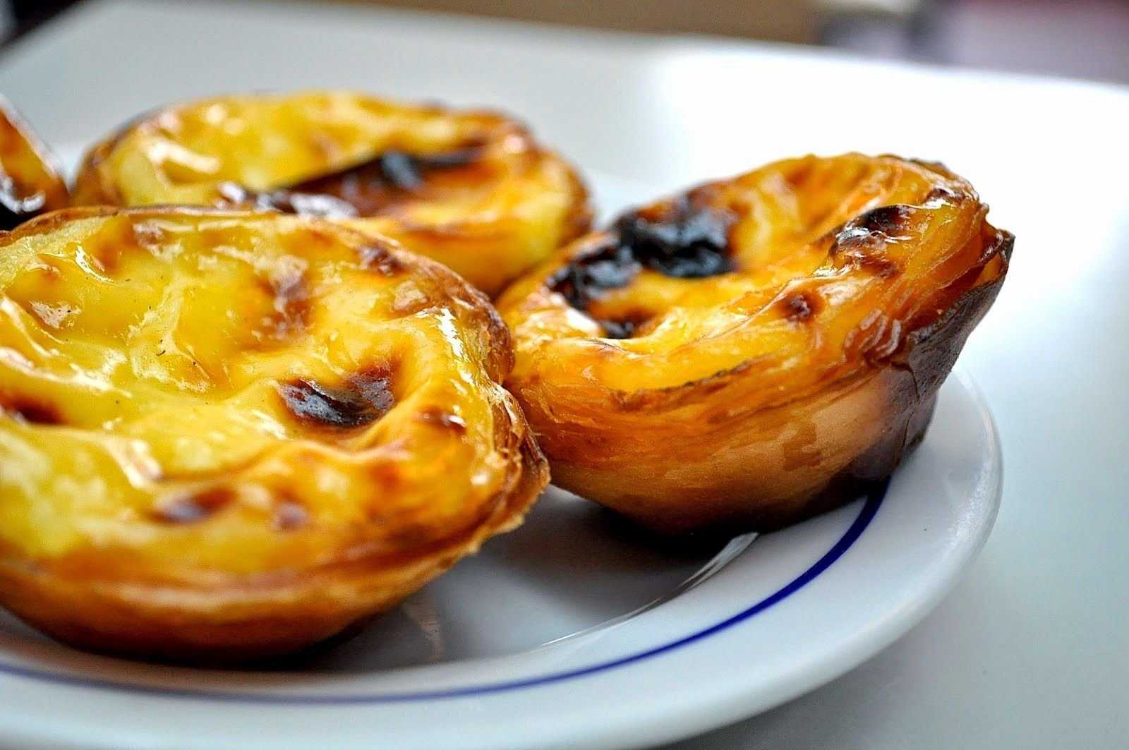 Паштейш - португальский десерт с заварным кремом