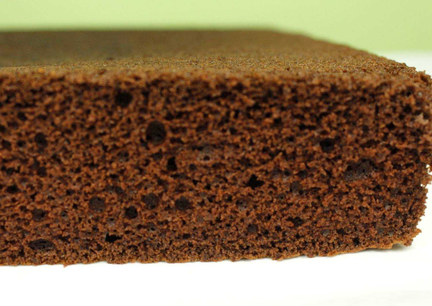 Как сделать вкусный Шифоновый шоколадный бисквит Я тортодел для торта рецепт Этот бисквит очень влажный получается, поэтому если требуется пропитка то добавляйте немного ее, подходит для шоколадных тортиков Какао 50 гр Растительное масло без запаха 120 мл