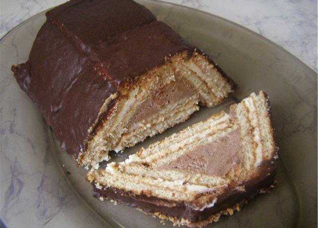 Торт с печеньем и сгущенкой без выпечки - как готовить пошагово
