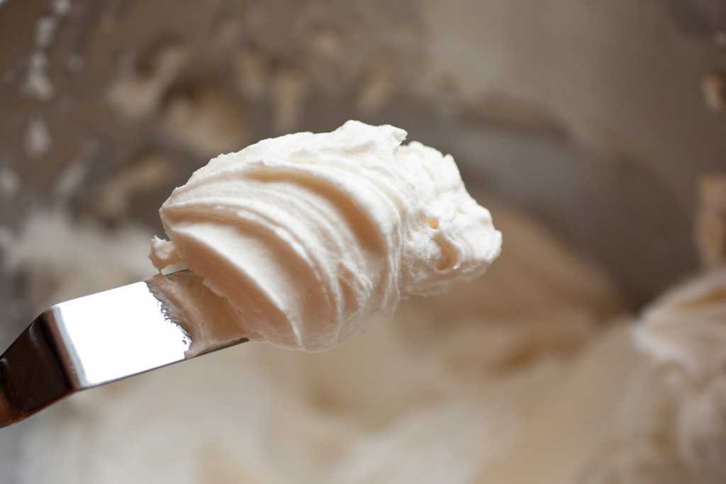 Кокосовый крем для торта 🥥 крем рафаэлло - 14 рецептов