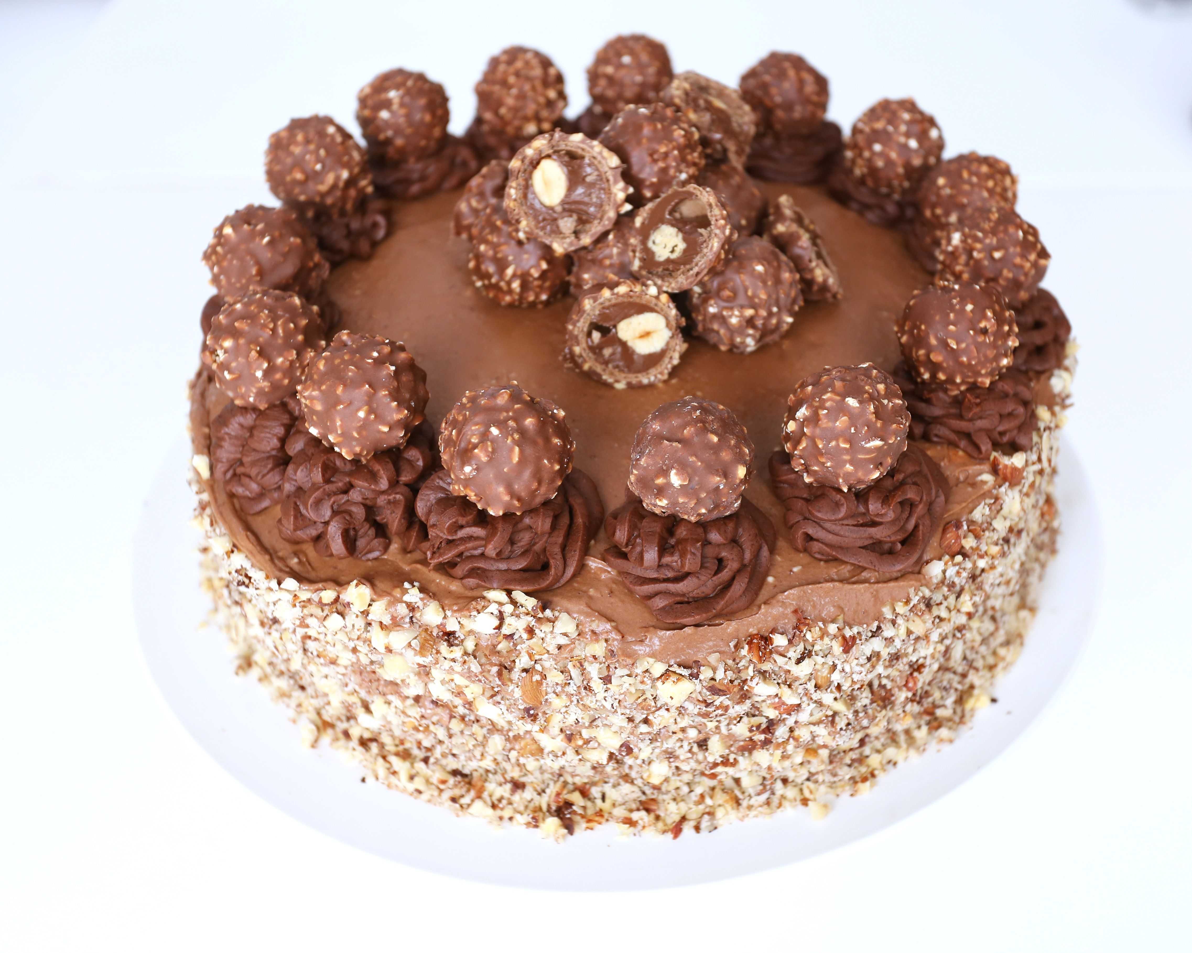 «ферреро роше» – торт с орехами, шоколадом и вафлями для настоящих сладкоежек - лучшие рецепты тортов от tortydoma.ru