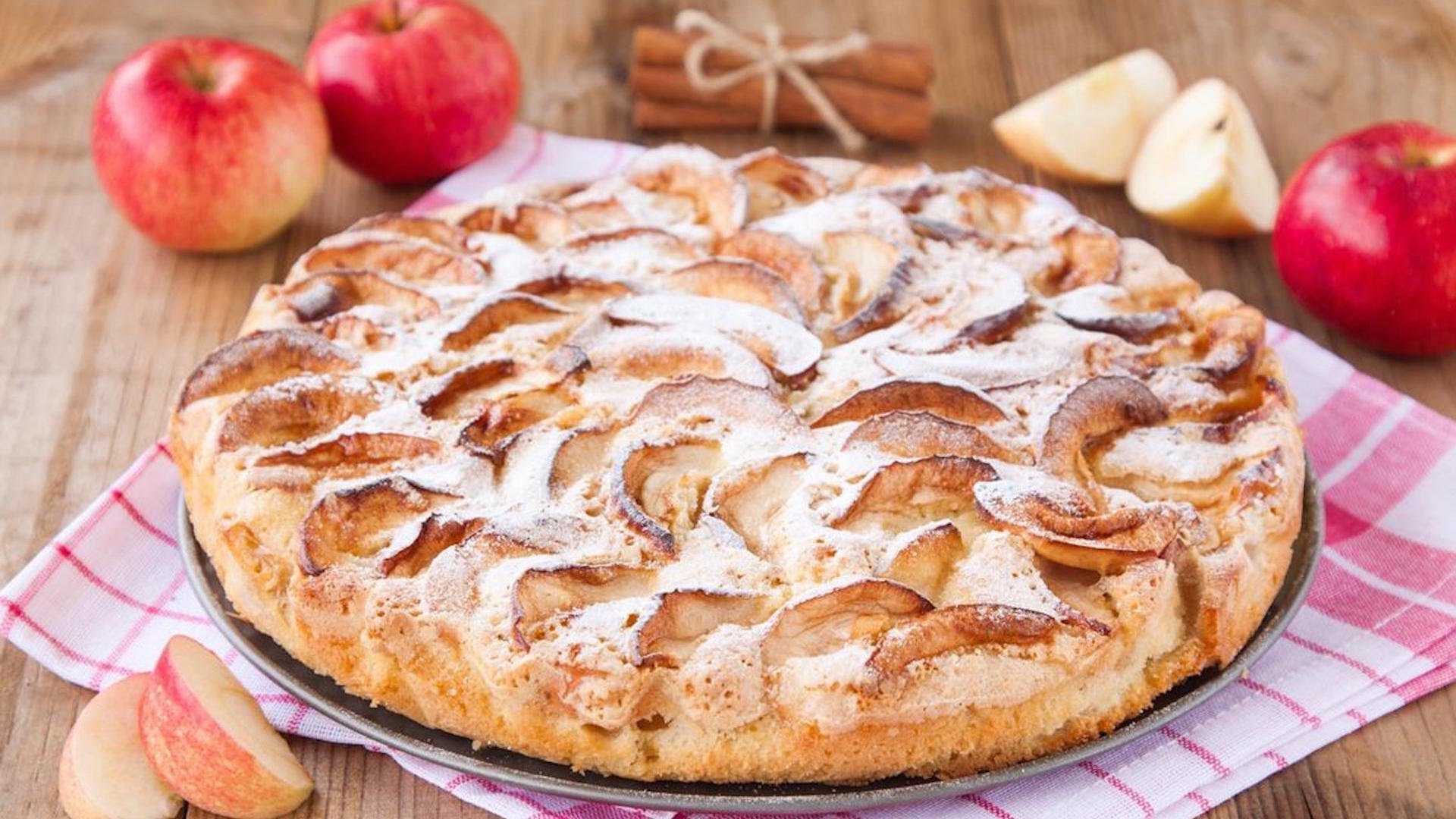13 лучших рецептов яблочного пирога в духовке с фото