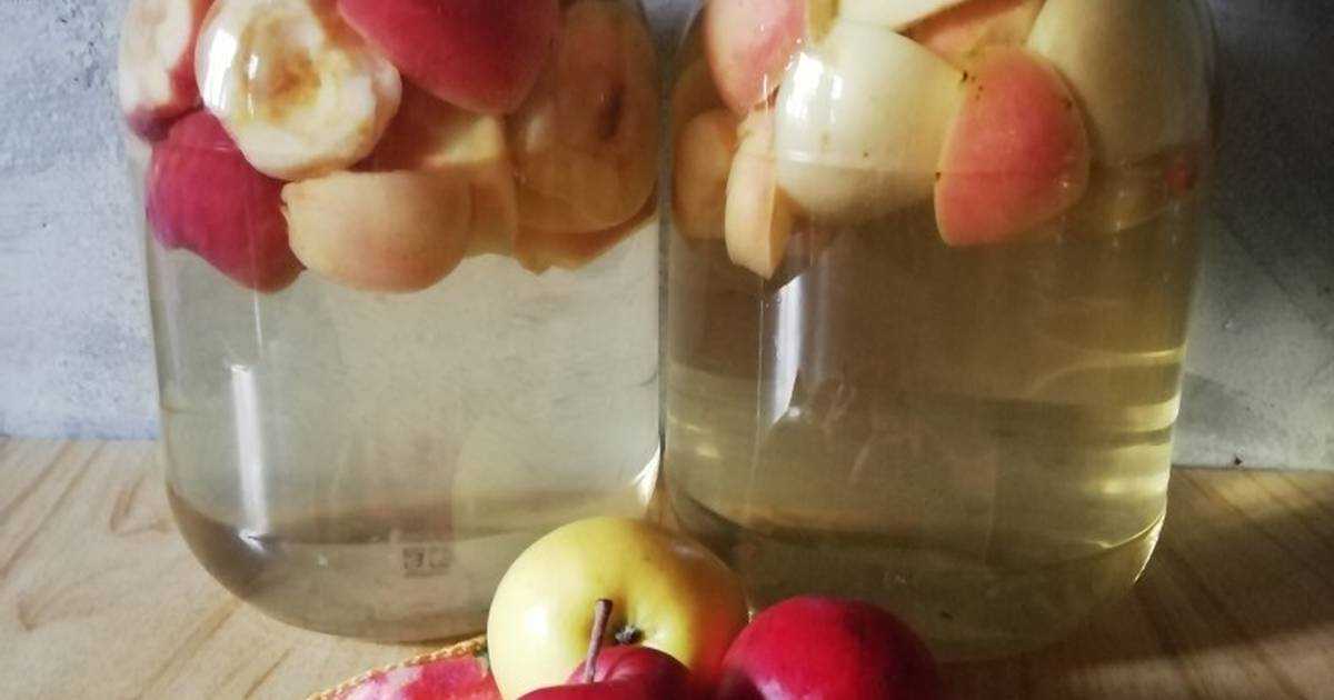 Рецепт компота из яблок в кастрюле