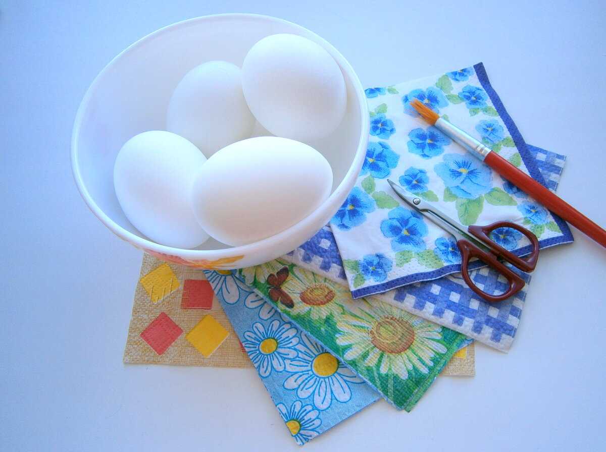 Декор предметов мастер-класс пасха декупаж декупаж яиц к пасхальному столу желатином мастер-класс салфетки