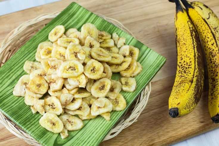 Банановые чипсы — состав, калорийность и рецепт