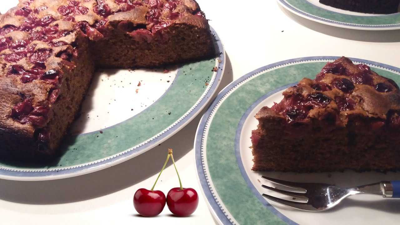 Пирог с вишней в духовке - самые вкусные и простые рецепты