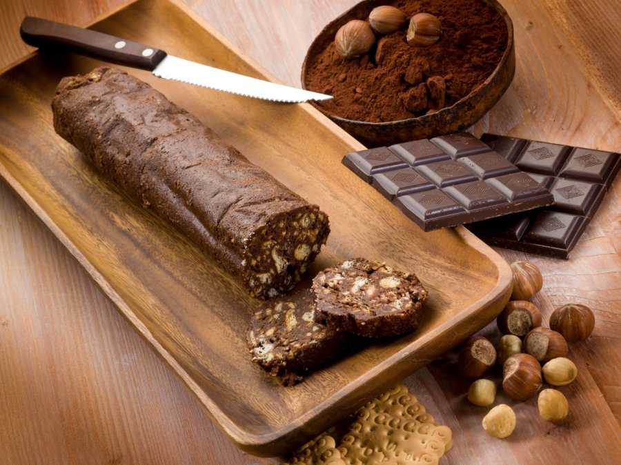 Шоколадная колбаса из печенья и какао как в детстве - пошаговый рецепт