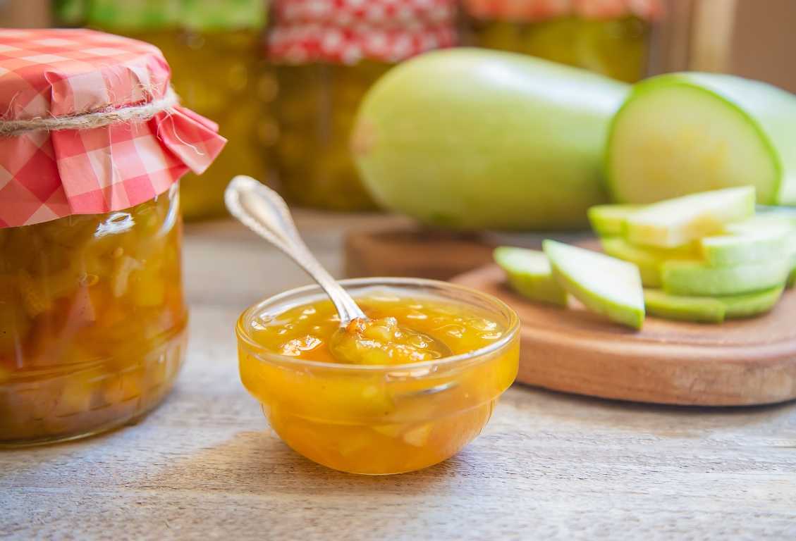 Как сварить яблочное пюре – варианты заготовок на зиму